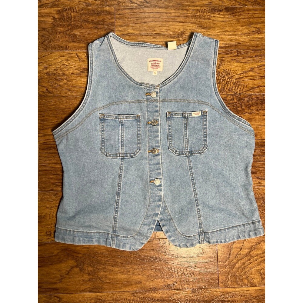 Levi Strauss Signature Women's Vintage-Style Light Wash Western Vest, Size XL